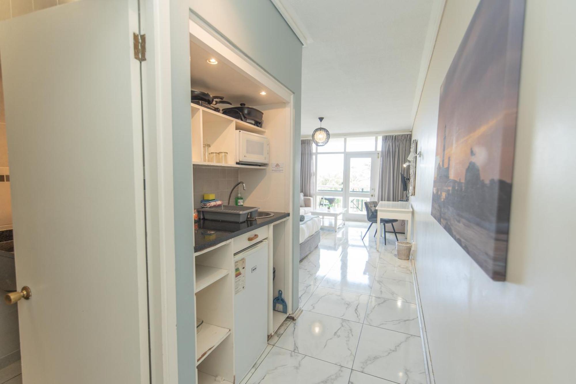 157 Brookes Hill Suites Near The Beach Port Elizabeth Exterior foto